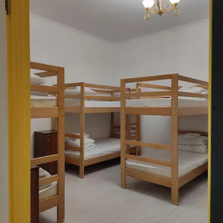 Bandera Hostel Konut Lviv
