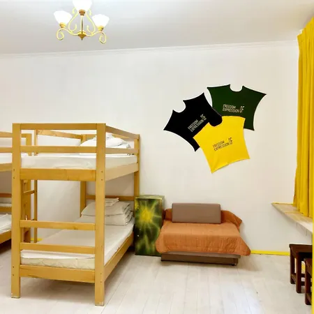 Bandera Hostel Kondominium Lvov